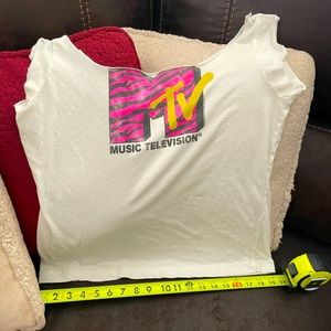 ❤️‍🔥$5❤️‍🔥MTV Novelty 80s Shirt. M/L